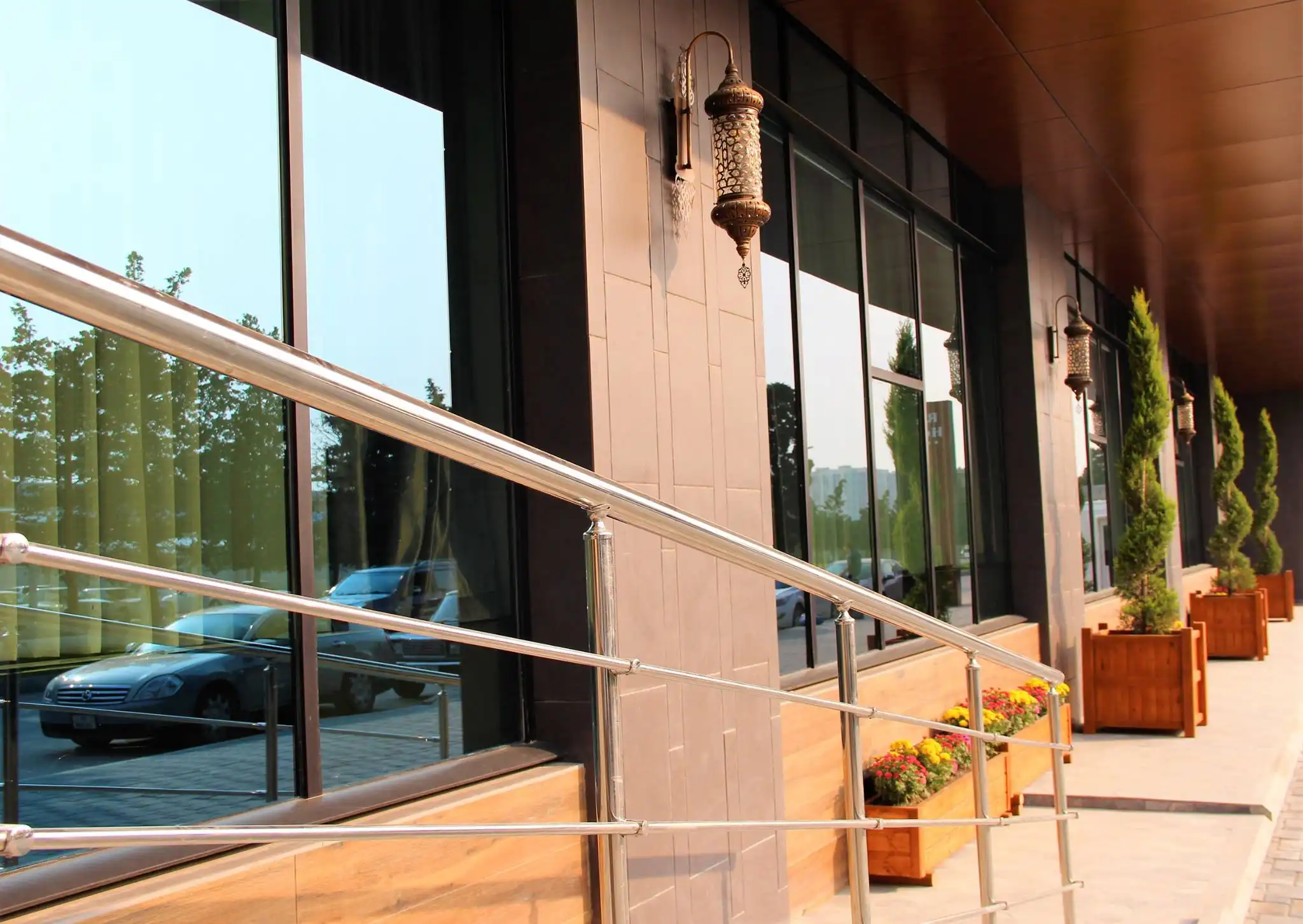 Rich Hotel 073